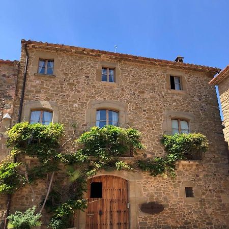 Готель El Palauet De Monells - Adults Only Екстер'єр фото