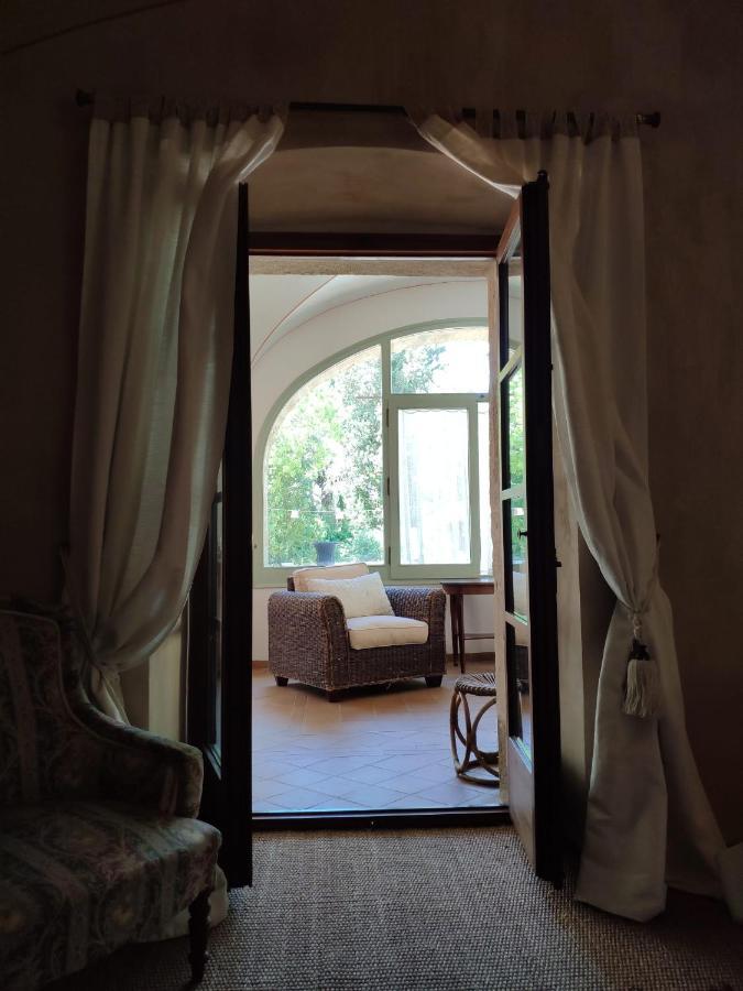 Готель El Palauet De Monells - Adults Only Екстер'єр фото