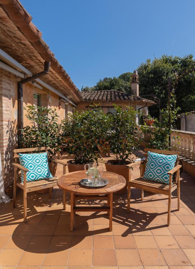 Готель El Palauet De Monells - Adults Only Екстер'єр фото